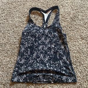 lululemon racerback tank top size 2